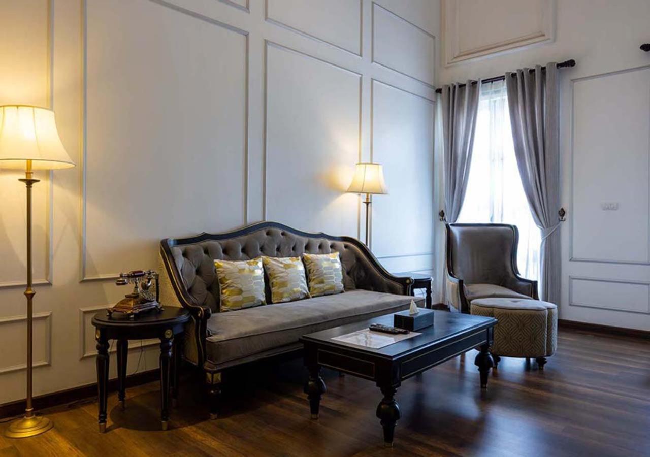 Le Thatluang D'Or Boutique Hotel Vientiane Exteriör bild
